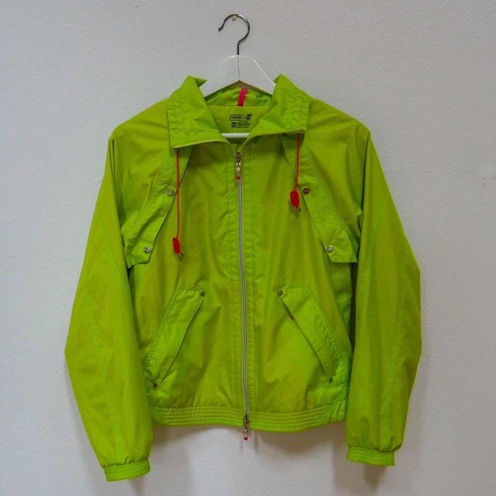 IZOD neon green jacket w/ removable snap sleeves, Small